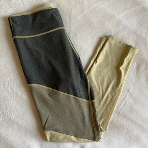 Outdoor Voices Warmup 7/8 Leggings Size L